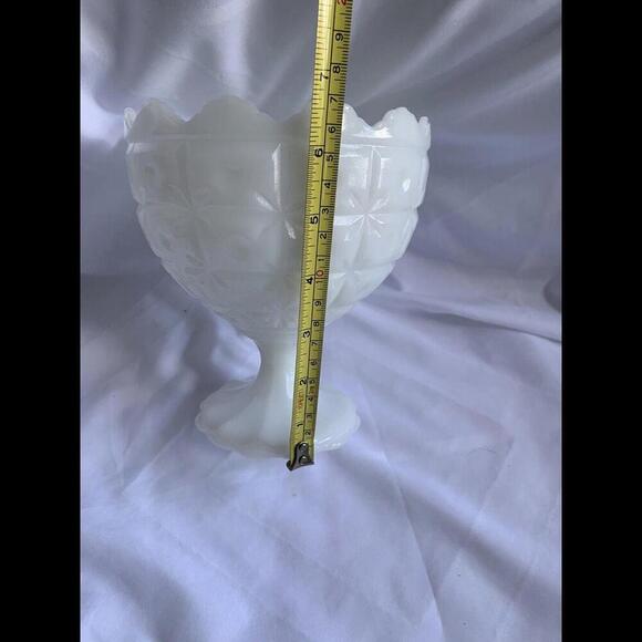 Cleveland Napco 1185 candy dish Milk Glass - Picture 4 of 15